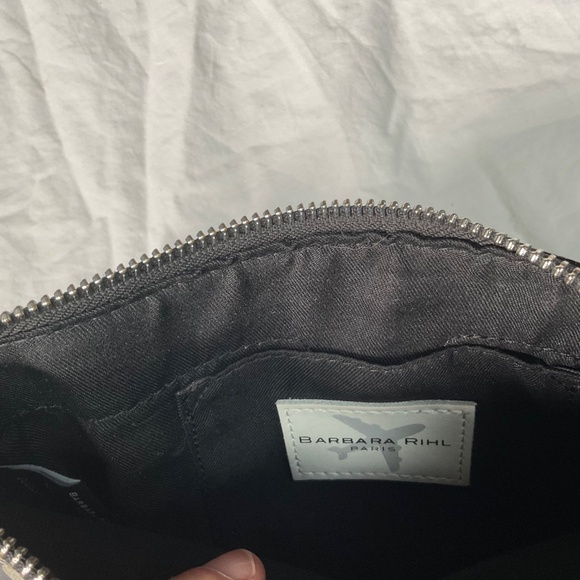 Barbara Rihl Favourite Places Leather Crossbody Bag - Picture 8 of 9